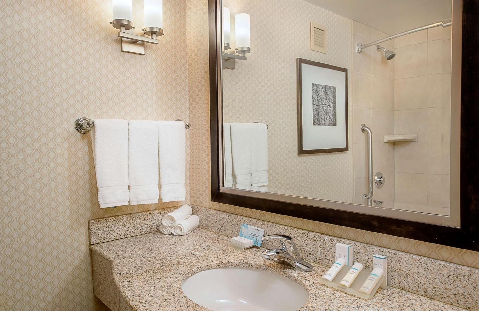 Hilton Garden Inn St. Louis Airport Berkeley Eksteriør bilde