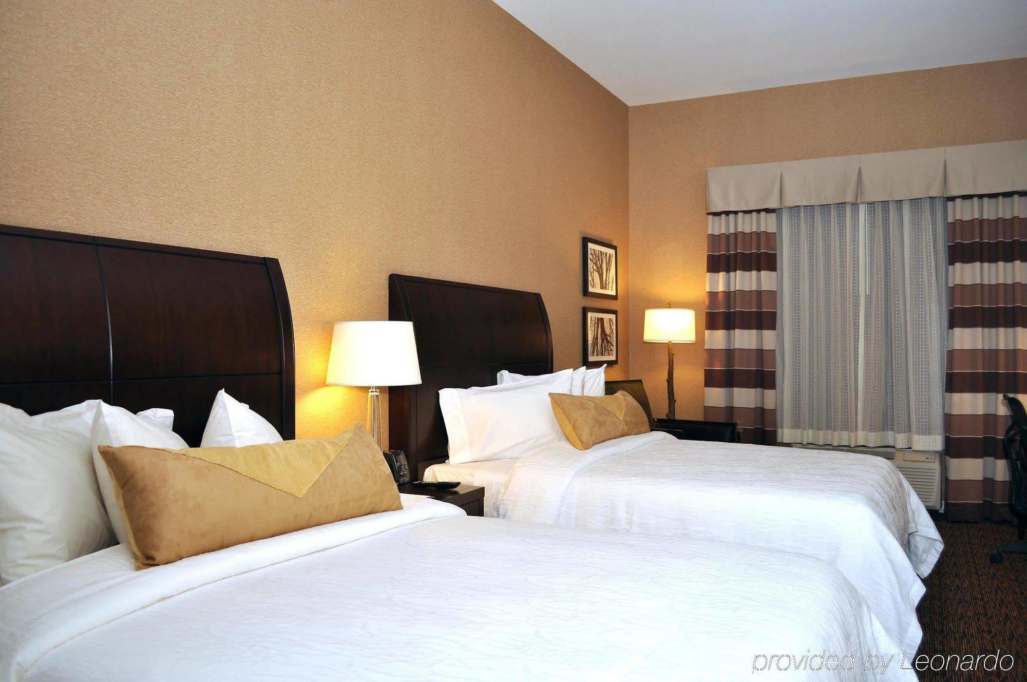 Hilton Garden Inn St. Louis Airport Berkeley Rom bilde